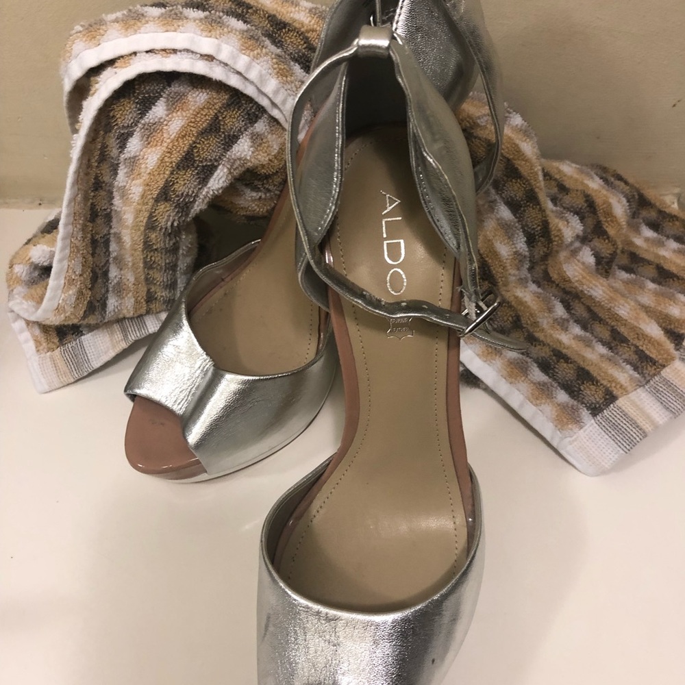 Aldo silver sandal stiletto